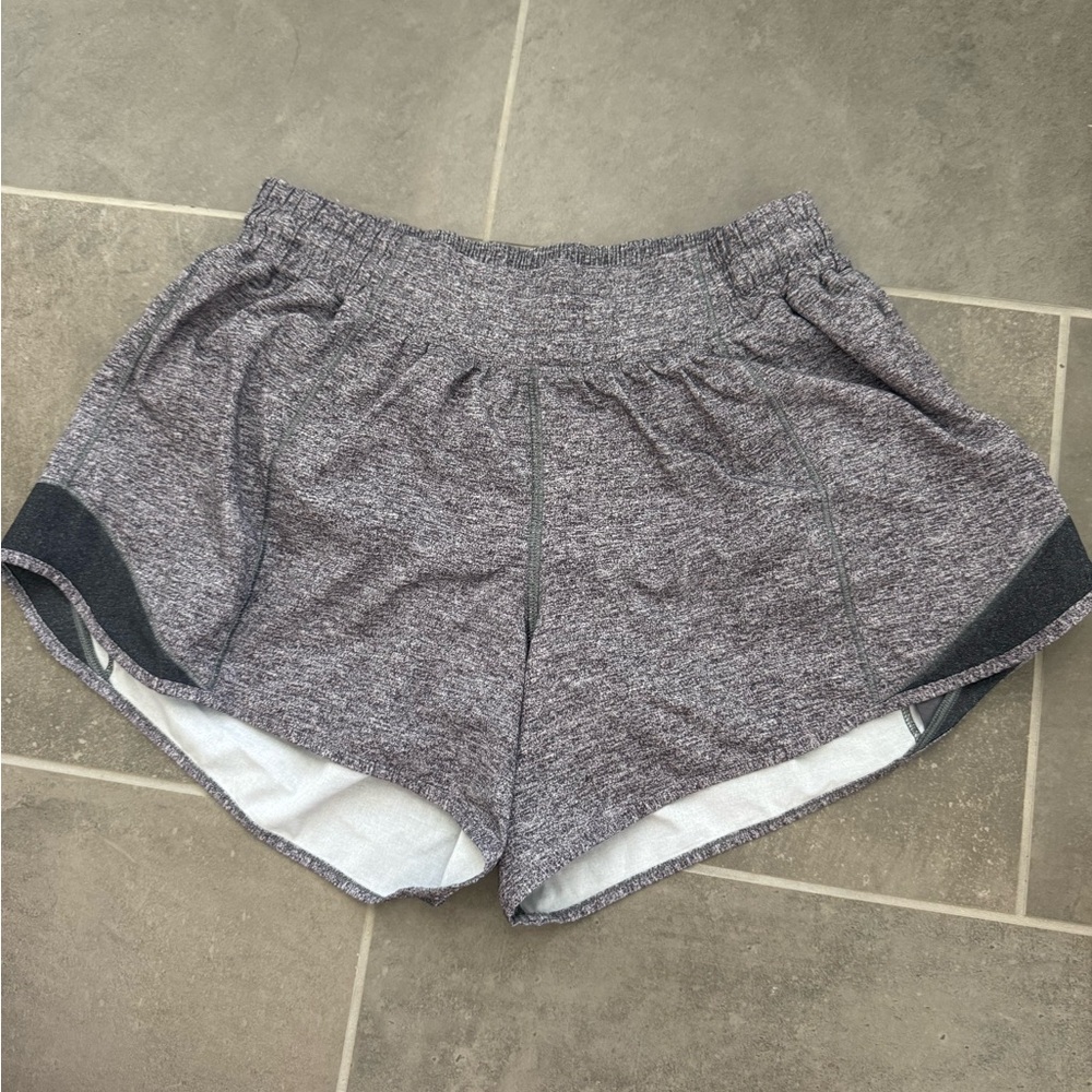 Lululemon Athletica Gray Athletic Shorts Hotty Hot 4”